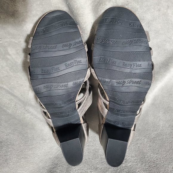 Easy Street Amaze Gladiator Heeled Sandals Pewter Metallic Silver Size 9… - Picture 7 of 11